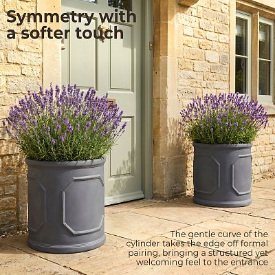 IDEALIST Chelsea Light Concrete Cylinder Garden Planter