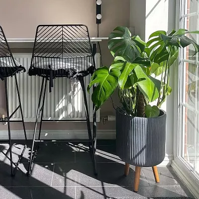 IDEALIST Lite Ribbed Cylinder Planter on Legs, Round Pot Plant Stand Indoor