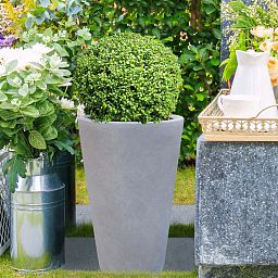 IDEALIST Lite Contemporary Round Light Concrete Planter