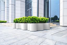 WAVE Outdoor Fiberglass Planter