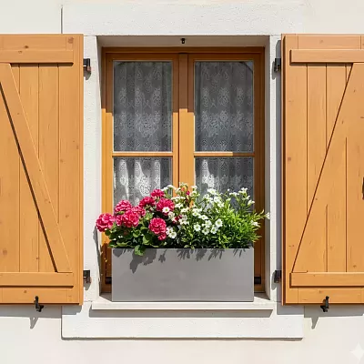 IDEALIST Lite Contemporary Light Concrete Trough Planter