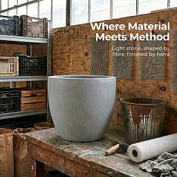 IDEALIST Lite Contemporary Light Concrete Egg Planter