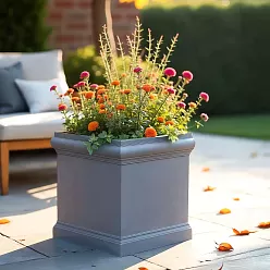 IDEALIST Lite Victorian Box Square Light Stone Outdoor Planter