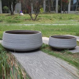 IDEALIST Lite Large Ribbed Light Concrete Bowl Planter