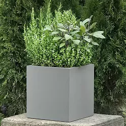 IDEALIST Lite Square Box Contemporary Light Concrete Planter