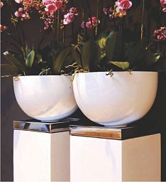 Fiberstone Glossy Peter Light Planter by Idealist Premium