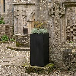 IDEALIST Lite Tall Square Contemporary Light Concrete Planter