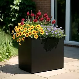 IDEALIST Lite Contemporary Light Concrete Trough Planter