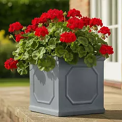 IDEALIST Lite Faux Lead Chelsea Box Square Light Concrete Planter