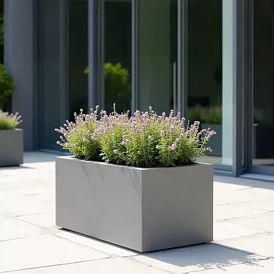 IDEALIST Lite Contemporary Light Concrete Trough Planter