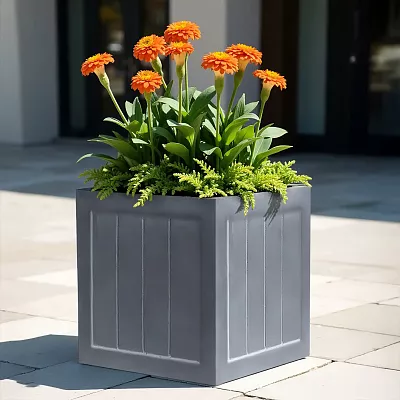 IDEALIST Regency Light Stone Square Garden Planter