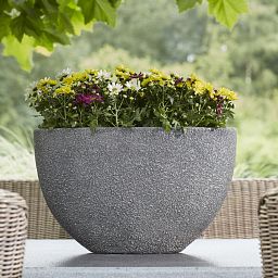 Composits Sebas Concrete Oval Planter Pot IN\OUT