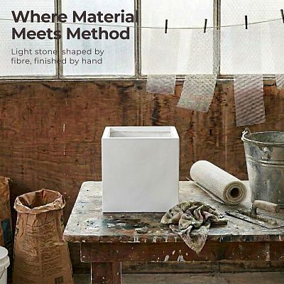 IDEALIST Lite Square Box Contemporary Light Concrete Planter