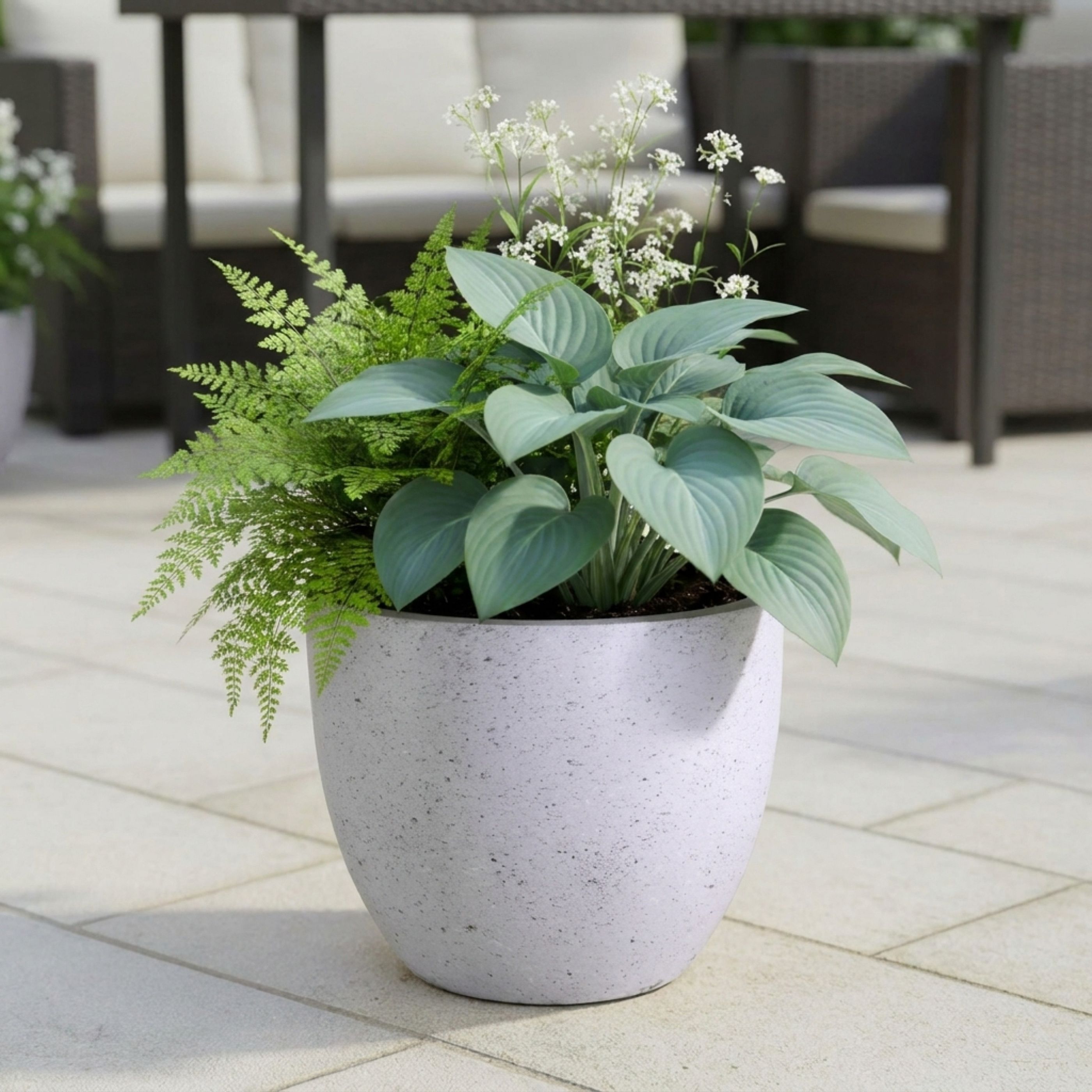 IDEALIST Lite Contemporary Light Concrete Egg Planter