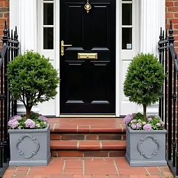 IDEALIST Windsor Light Stone Square Garden Planter