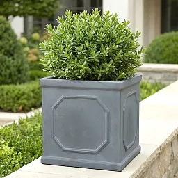 IDEALIST Lite Faux Lead Chelsea Box Square Light Concrete Planter