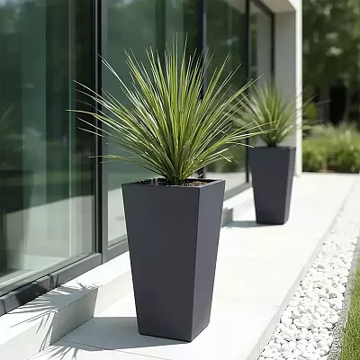 IDEALIST Lite Tall Tapered Contemporary Light Concrete Planter Set