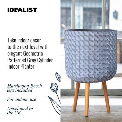 IDEALIST Lite Faceted Effect Planter on Legs