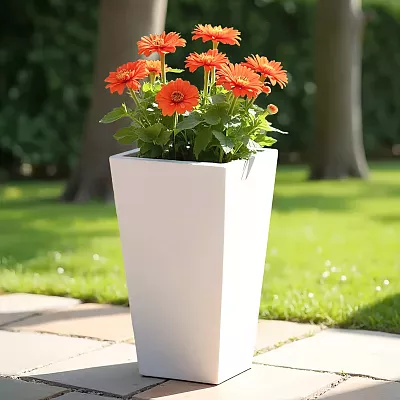 IDEALIST Lite Tall Tapered Contemporary Light Concrete Planter