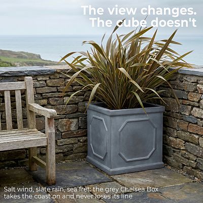IDEALIST Lite Faux Lead Chelsea Box Square Light Concrete Planter