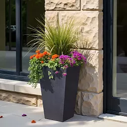 IDEALIST Lite Tall Tapered Contemporary Light Concrete Planter