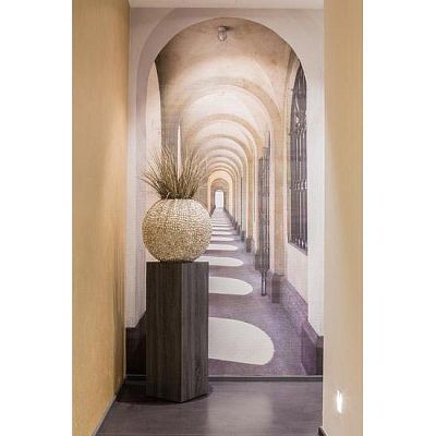 EXPO Pedestal