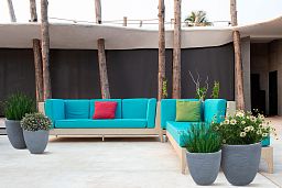 IDEALIST Lite Ribbed Light Concrete Egg Planter