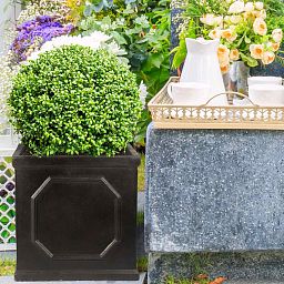 IDEALIST Lite Faux Lead Chelsea Box Square Light Concrete Planter