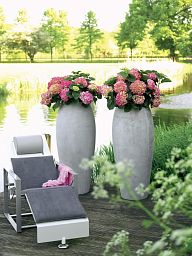 ESSENCE Round Tall Polystone Planter