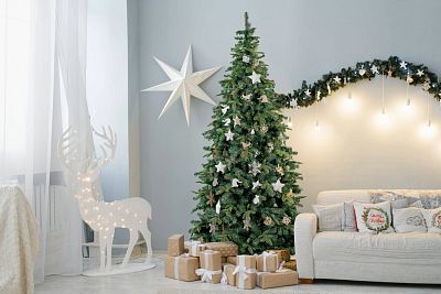 XMMS Swansea Artificial Christmas Tree with Tree Skirt & Cotton Gloves Real Touch Mixed Pine and Fir