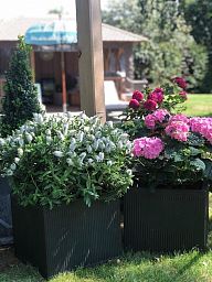 IDEALIST Lite Vertical Ribbed Vintage Style Square Planter