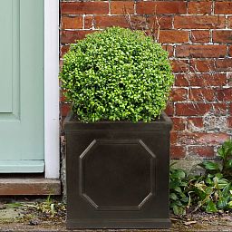 IDEALIST Lite Faux Lead Chelsea Box Square Light Concrete Planter