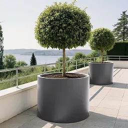 RING Round Outdoor Fiberglass Planter