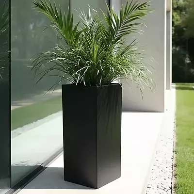 IDEALIST Lite Tall Square Contemporary Light Concrete Planter