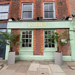 IDEALIST Lite Tall Square Contemporary Light Concrete Planter