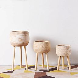 HORTICO TREND Wooden House Planter with Legs, Tall Indoor Plant Pot Stand with Waterproof Liner