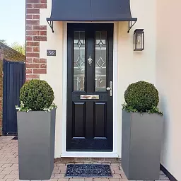 IDEALIST Lite Tall Square Contemporary Light Concrete Planter