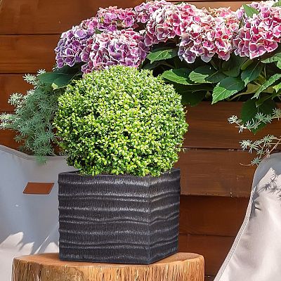 IDEALIST Lite Straw Ribbed Square Outdoor Planter