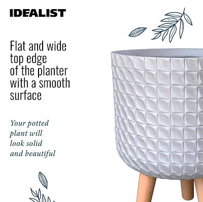 IDEALIST Lite Faceted Effect Planter on Legs