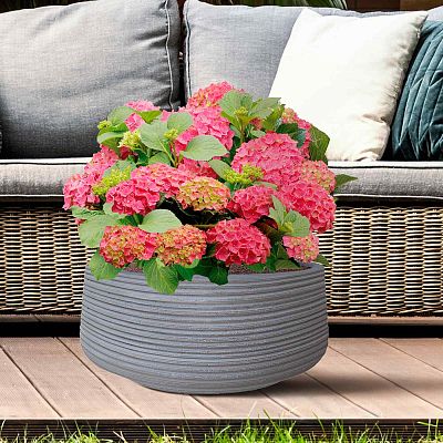 IDEALIST Lite Large Ribbed Light Concrete Bowl Planter
