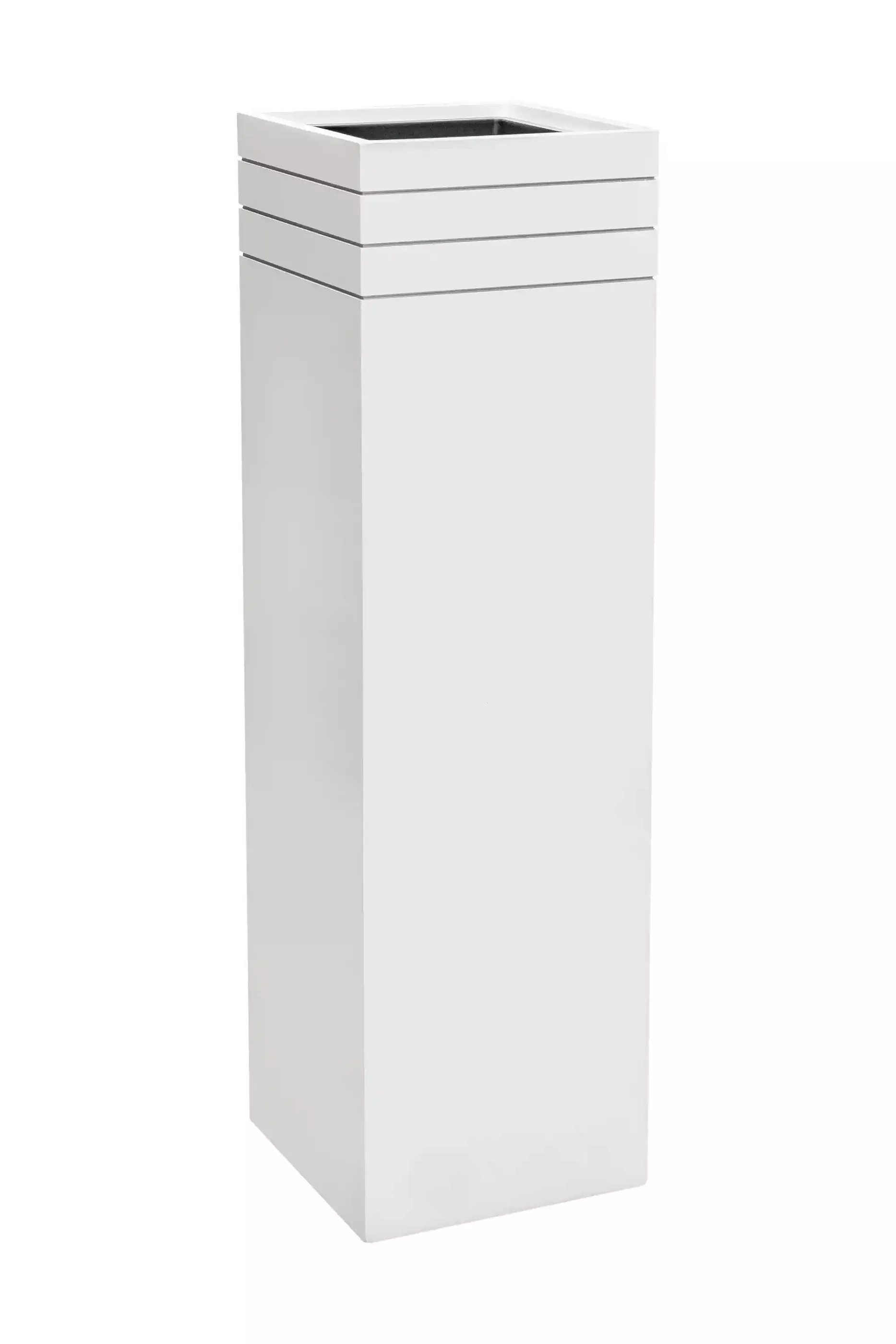 Line-Up Tall Planter IN\OUT