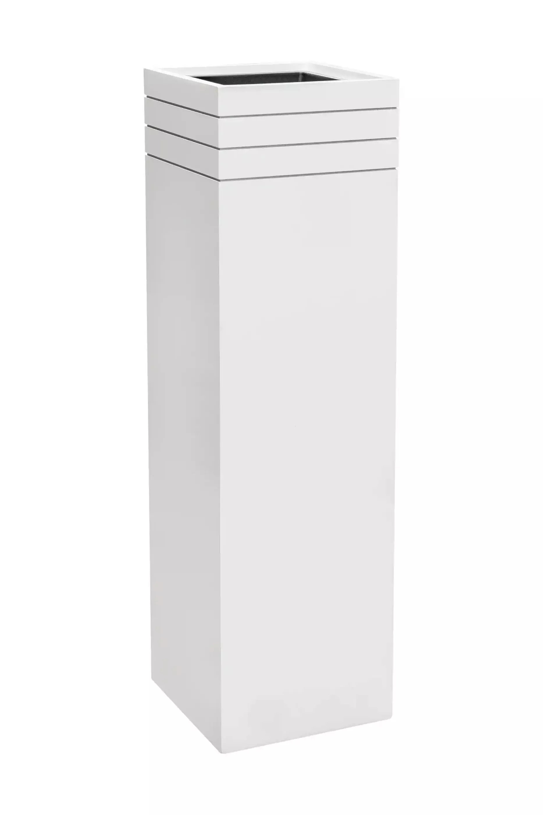 Line-Up Tall Planter IN\OUT