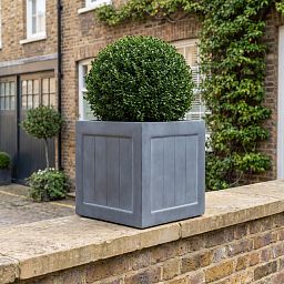 IDEALIST Regency Light Stone Square Garden Planter