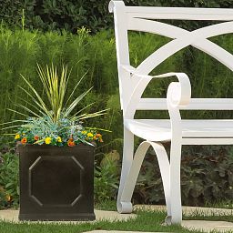 IDEALIST Lite Faux Lead Chelsea Box Square Light Concrete Planter