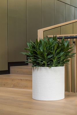 Fibrestone Max Round Planter by Idealist Premium