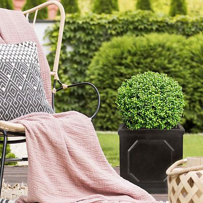 IDEALIST Lite Faux Lead Chelsea Box Square Light Concrete Planter