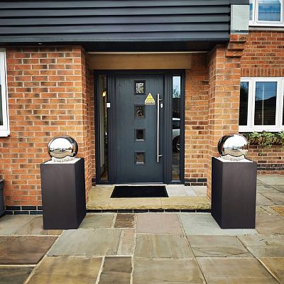 IDEALIST Lite Tall Square Contemporary Light Concrete Planter