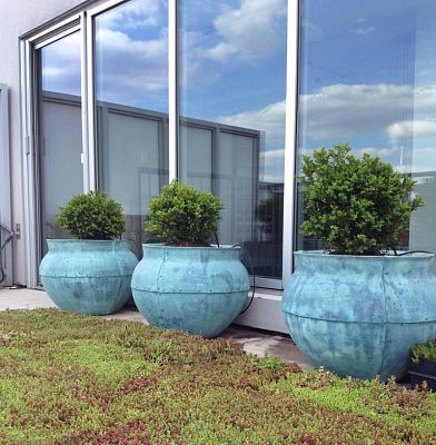 Bell Jar Fiberglass Round Beaten Copper Planter Pot In/Out
