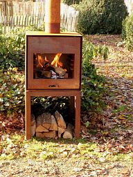 Thor Standing Corteen Steel Garden Burner