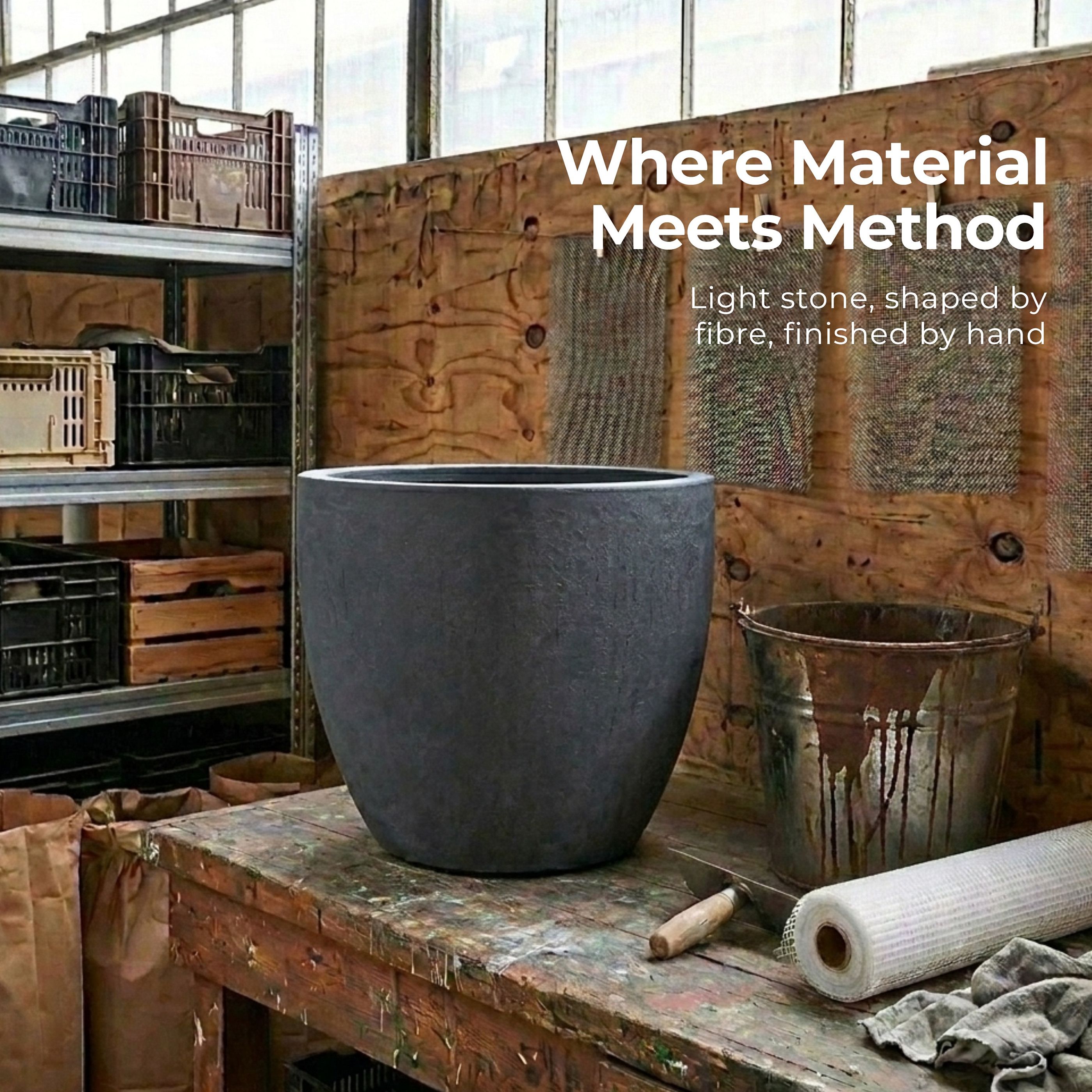 IDEALIST Lite Contemporary Light Concrete Egg Planter